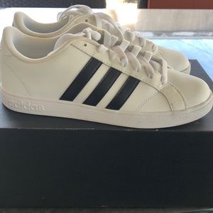 Adidas cloudfoam sneakers